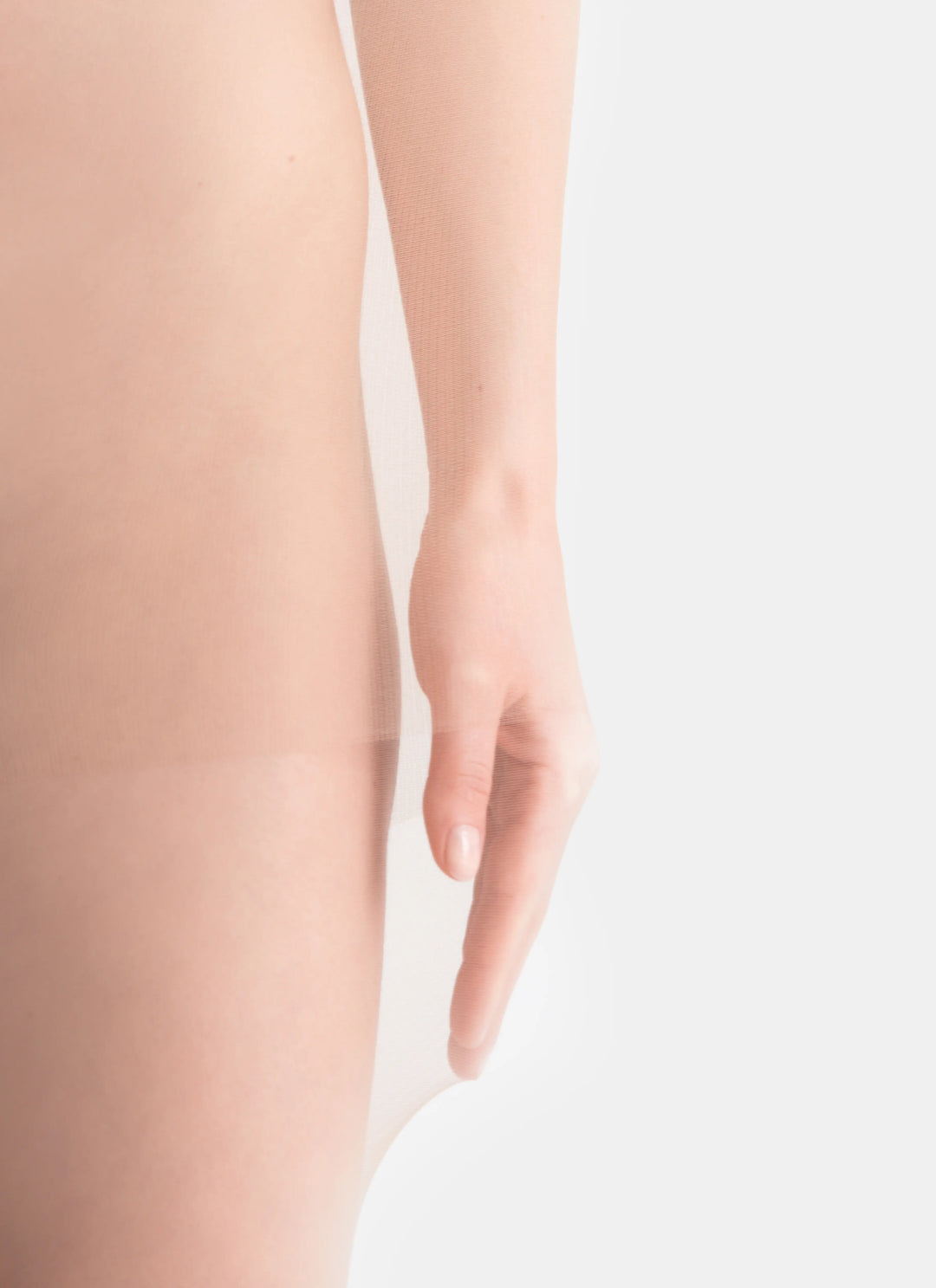 Klassische Strumpfhose mit transparenter Spitze | nadotec DUŠE | 20 DEN beige