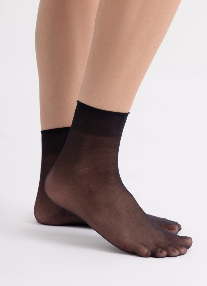 Socken aus strapazierfähigerem Garn | nadotec STOPY | 12 DEN schwarz