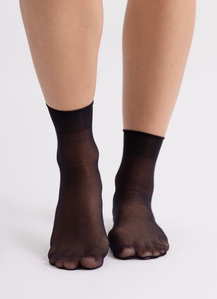 Socken aus strapazierfähigerem Garn | nadotec STOPY | 12 DEN schwarz