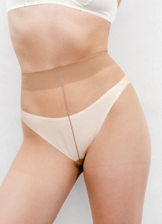 Klassische Strumpfhose mit transparenter Spitze | nadotec DUŠE | 20 DEN beige